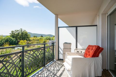 Appartement moderne avec sa terrasse vue nature