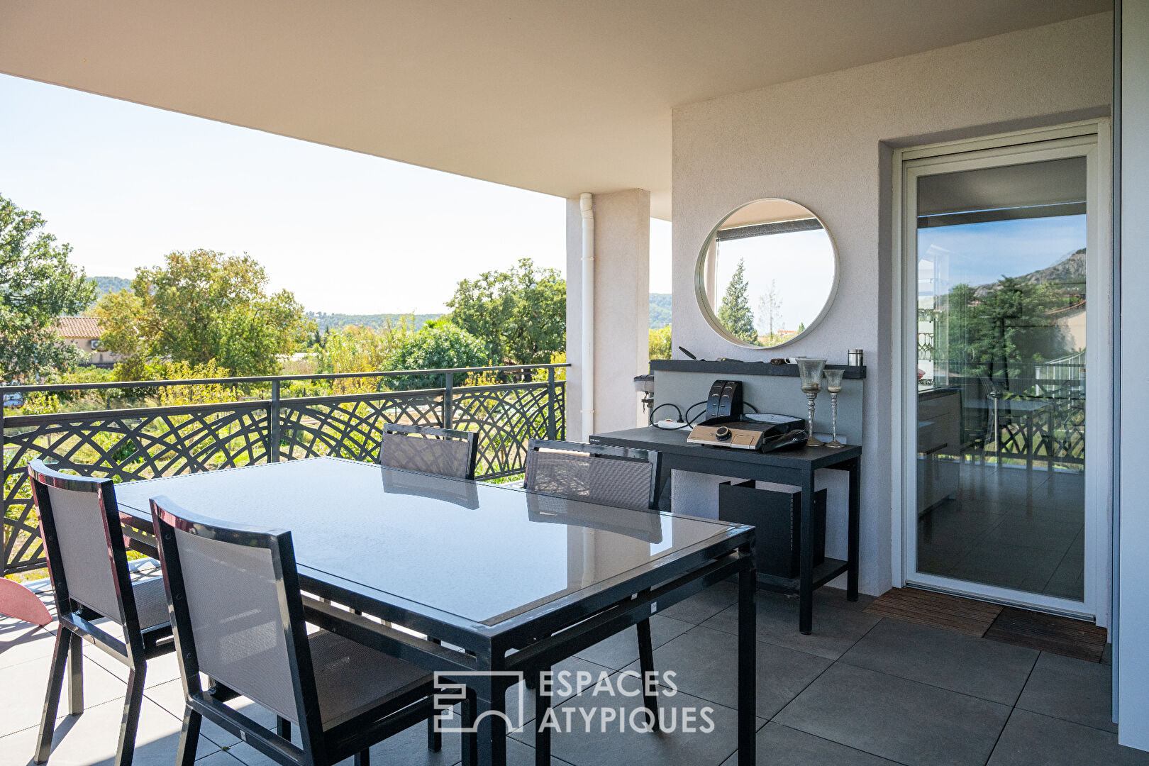 Appartement moderne avec sa terrasse vue nature