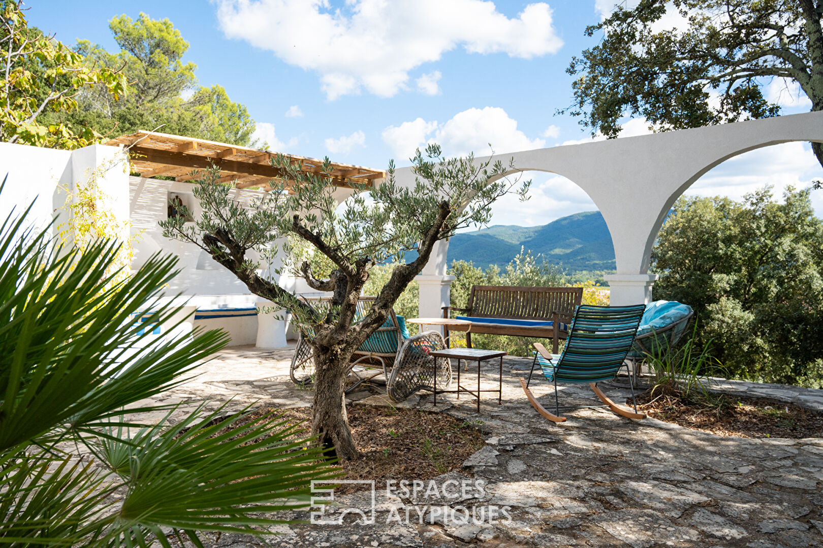 Maison de caractère avec jardin et vue contemplative