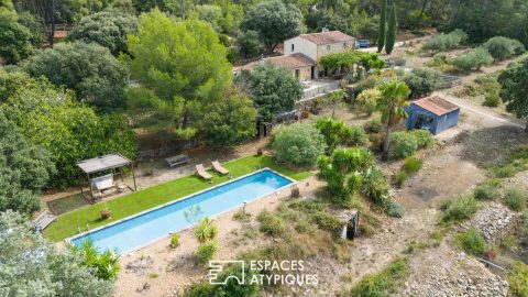 Bastide Provençale avec Vue et Piscine