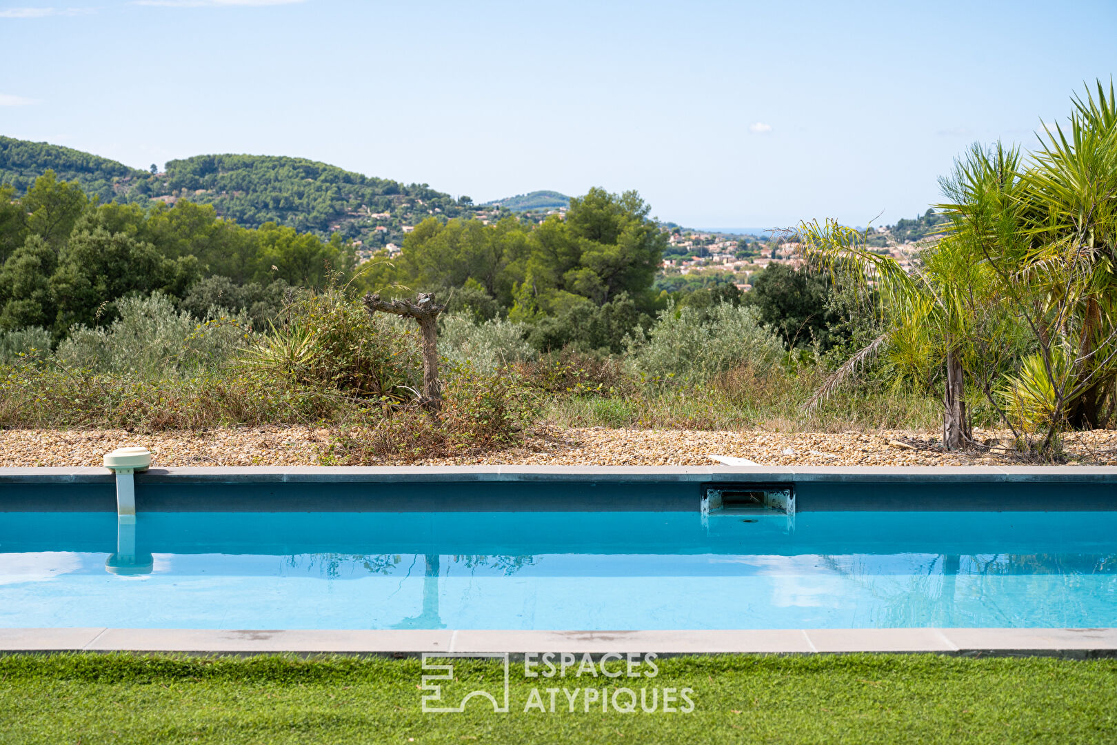 Bastide Provençale avec Vue et Piscine