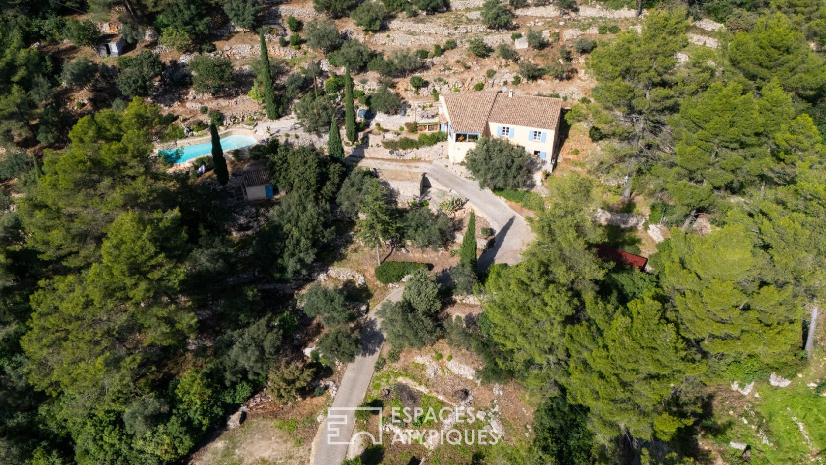 Provencal Sheepfold with Panoramic View and Wooded Park