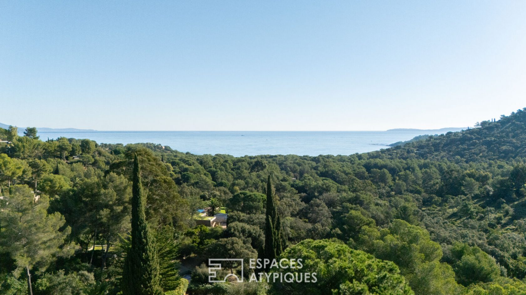 Villa d’architecte au Gaou-Bénat avec vue mer