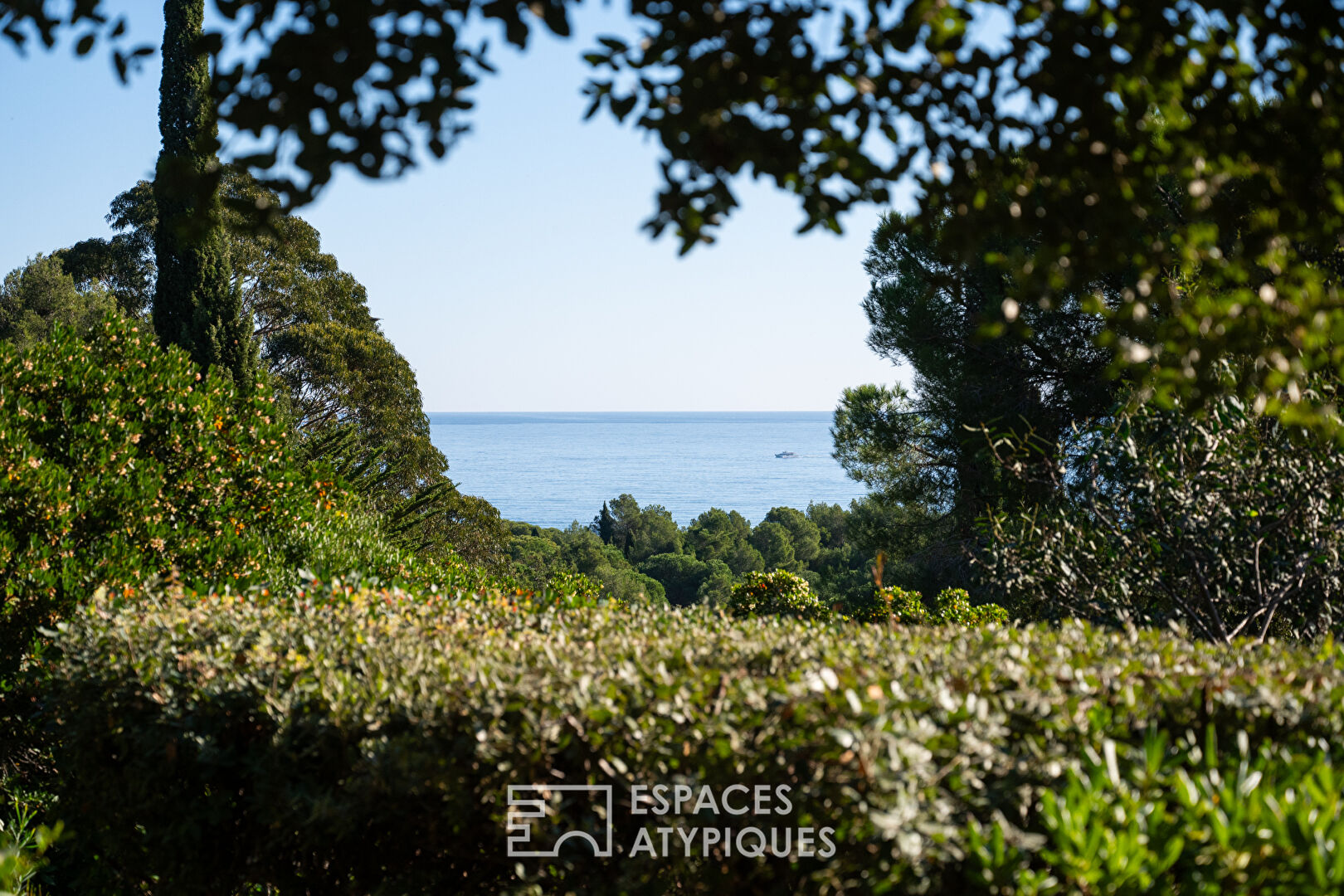 Villa d’architecte au Gaou-Bénat avec vue mer