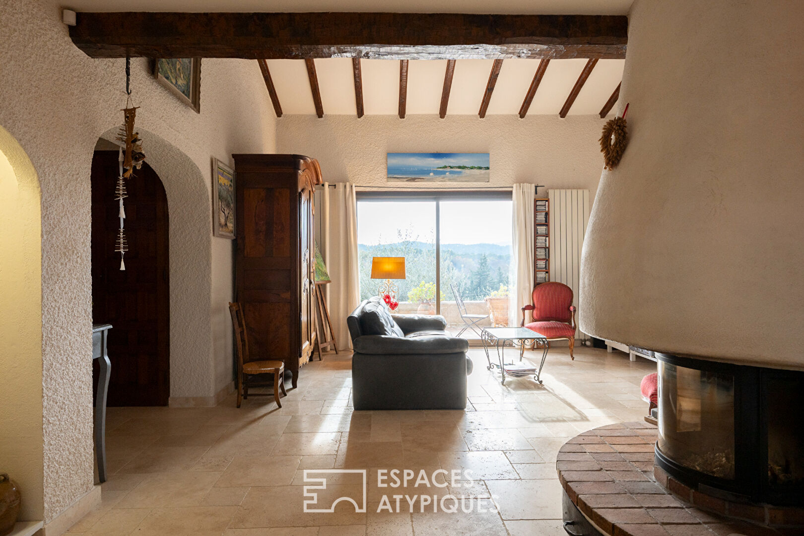 Architect’s house with swimming pool and olive grove between Cotignac and Brignoles