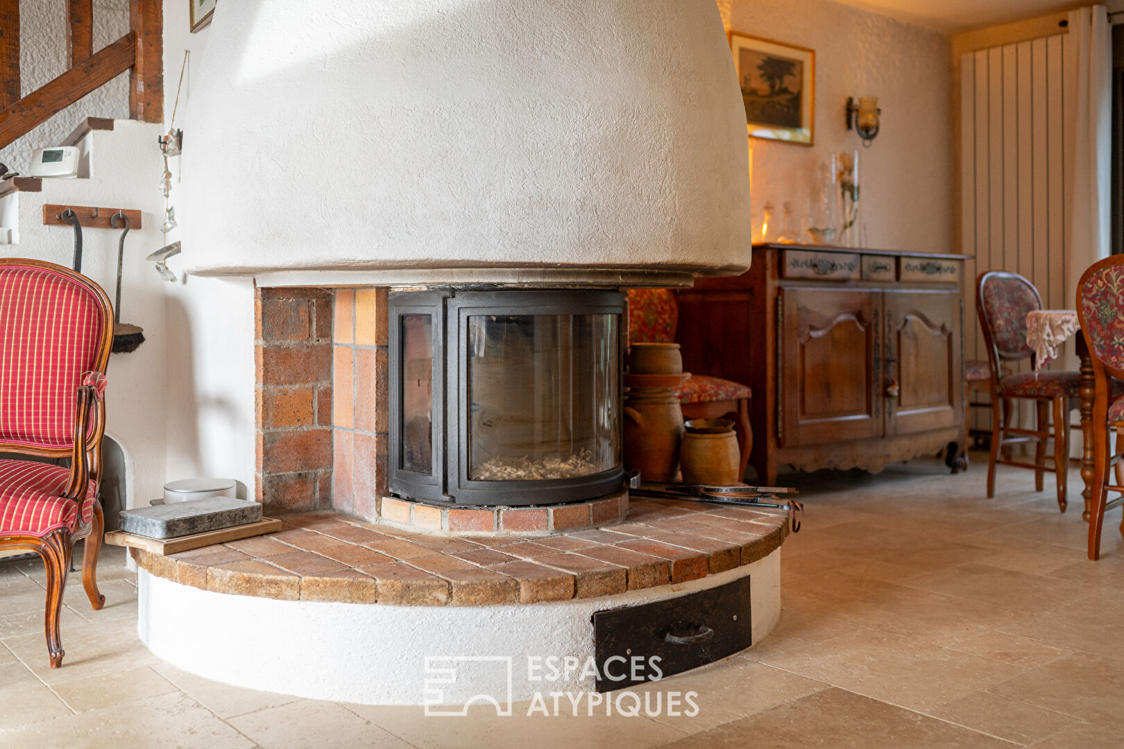 Architect’s house with swimming pool and olive grove between Cotignac and Brignoles