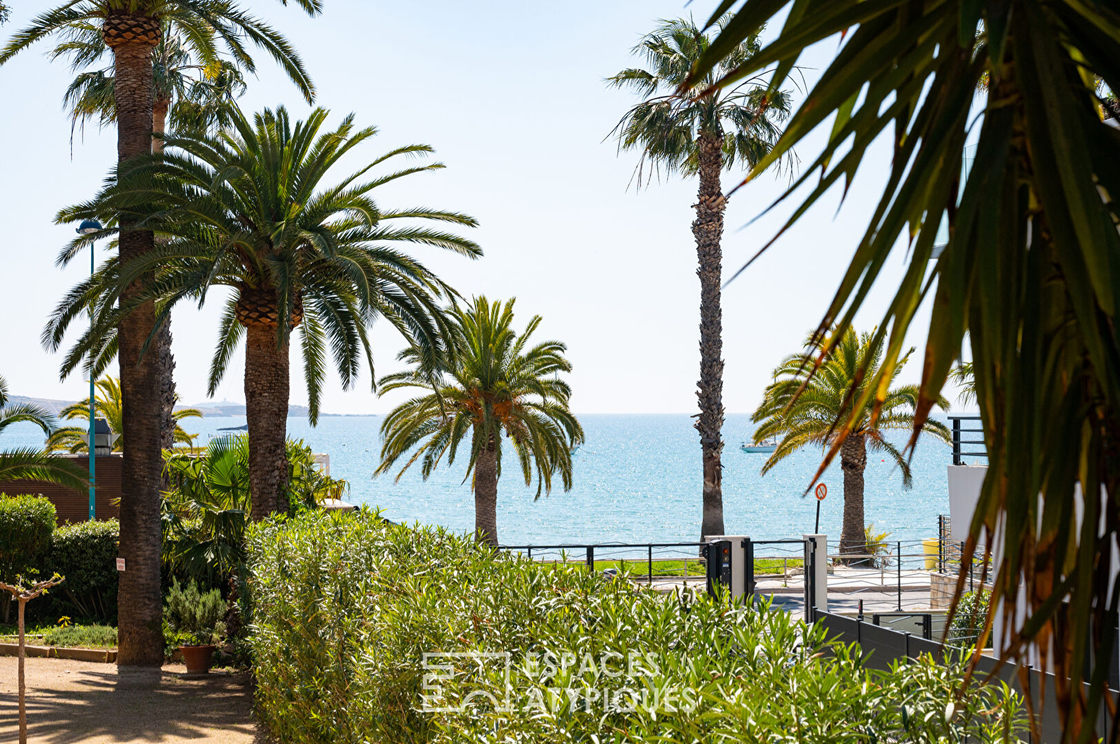 Appartement atypique en bord de mer