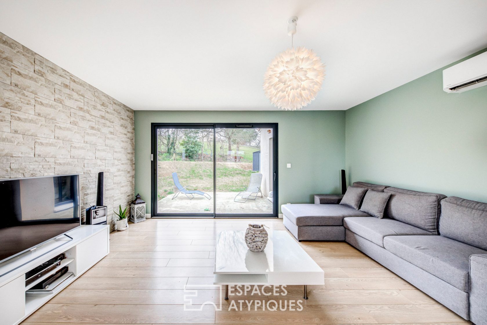 Maison de plain-pied contemporaine Cambon