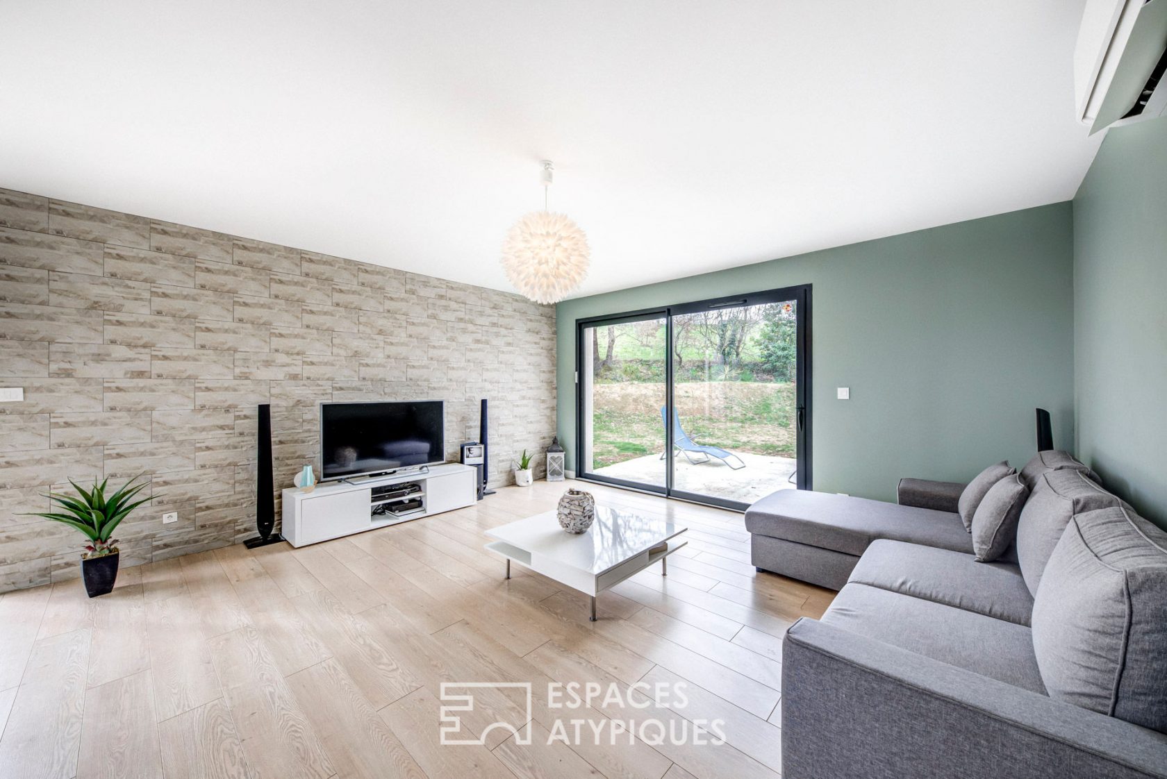 Maison de plain-pied contemporaine Cambon