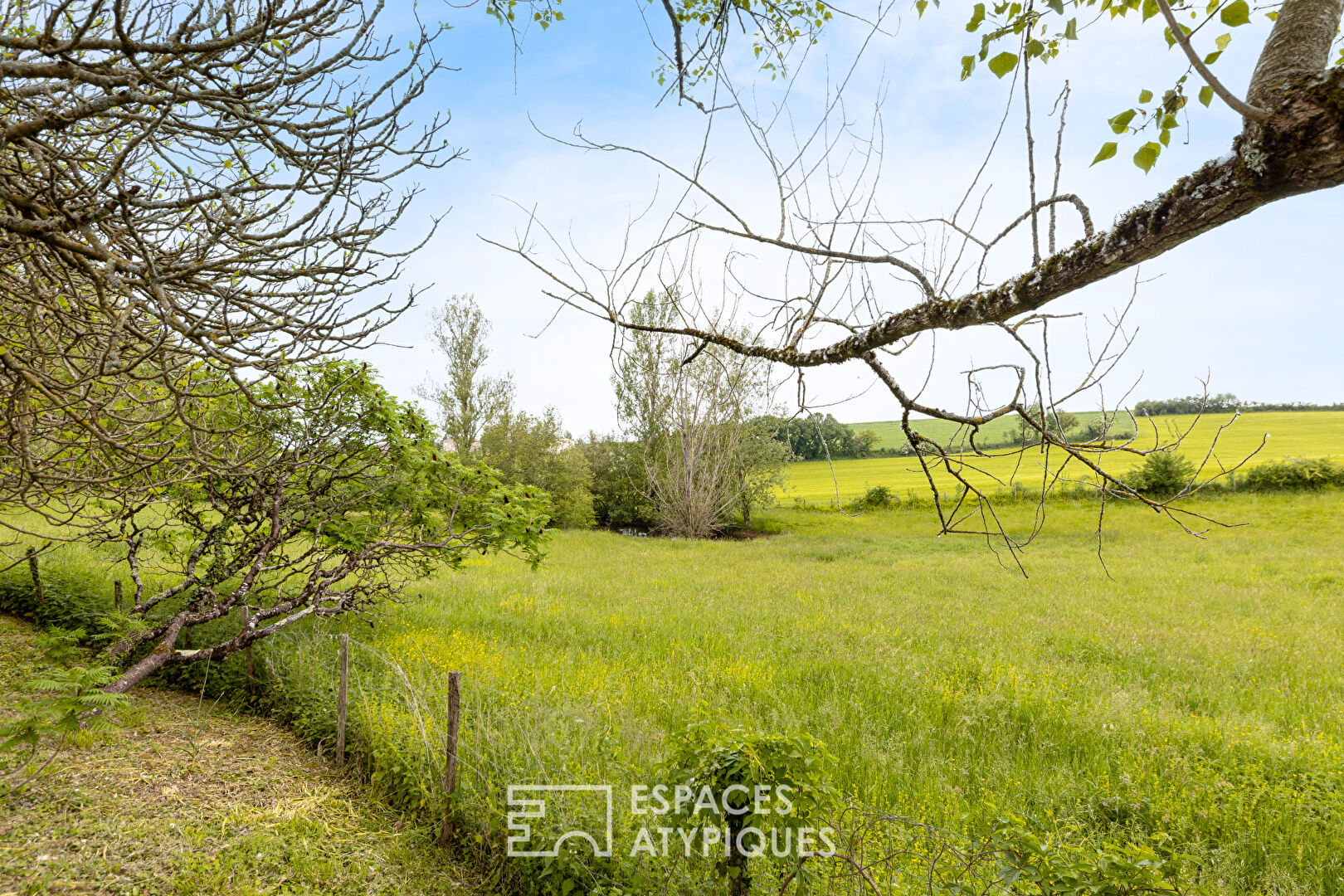 Ensemble immobilier dans un environnement privilégié