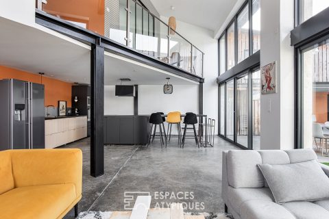 Maison type loft avec piscine et jacuzzi en coeur de ville