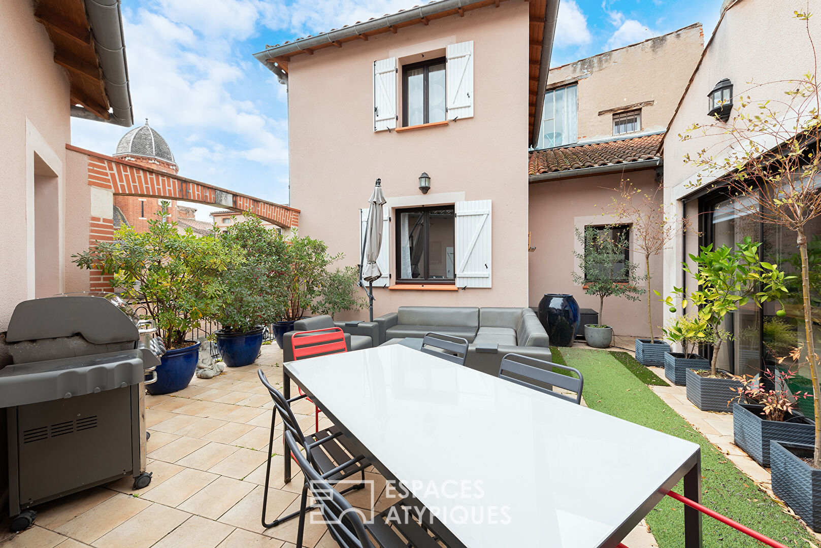 Apartment with terrace in the heart of the historic center