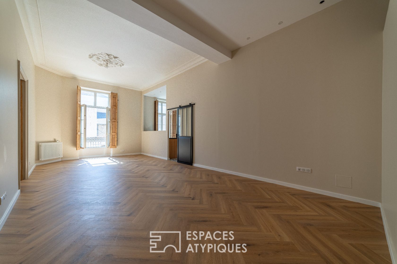 Renovated apartment near Arènes