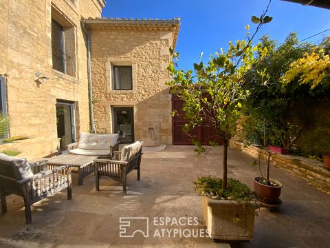 Bright village house with swimming pool near Uzès