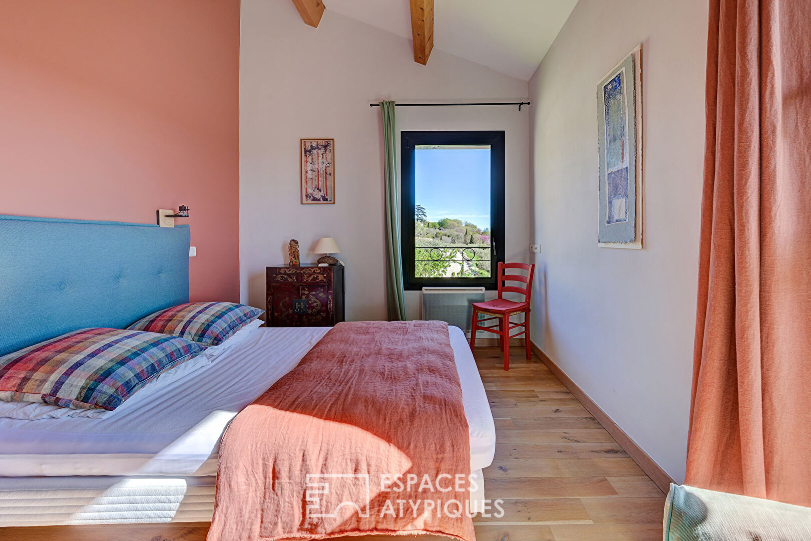 Uzès : une maison avec vue imprenable sur la nature