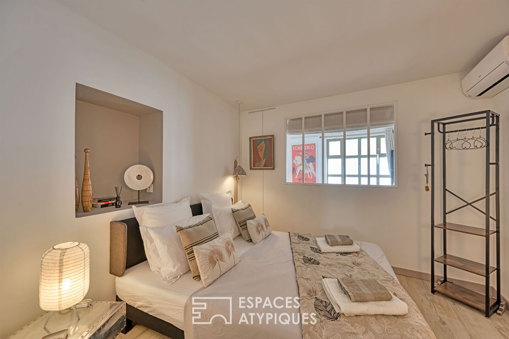 Lovely renovated 3-room apartment, with exterior