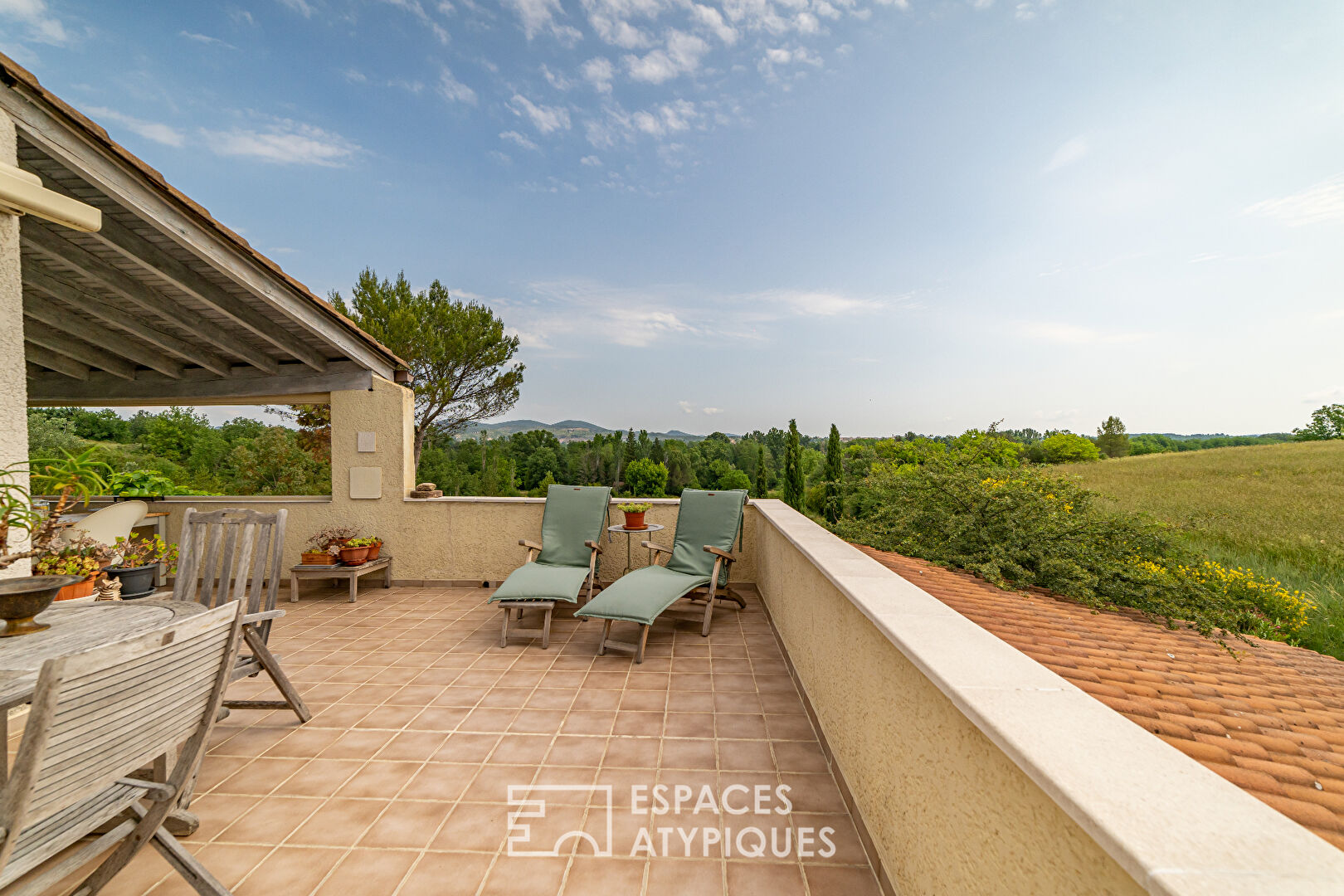 Villa avec vue dominante à Saint Ambroix