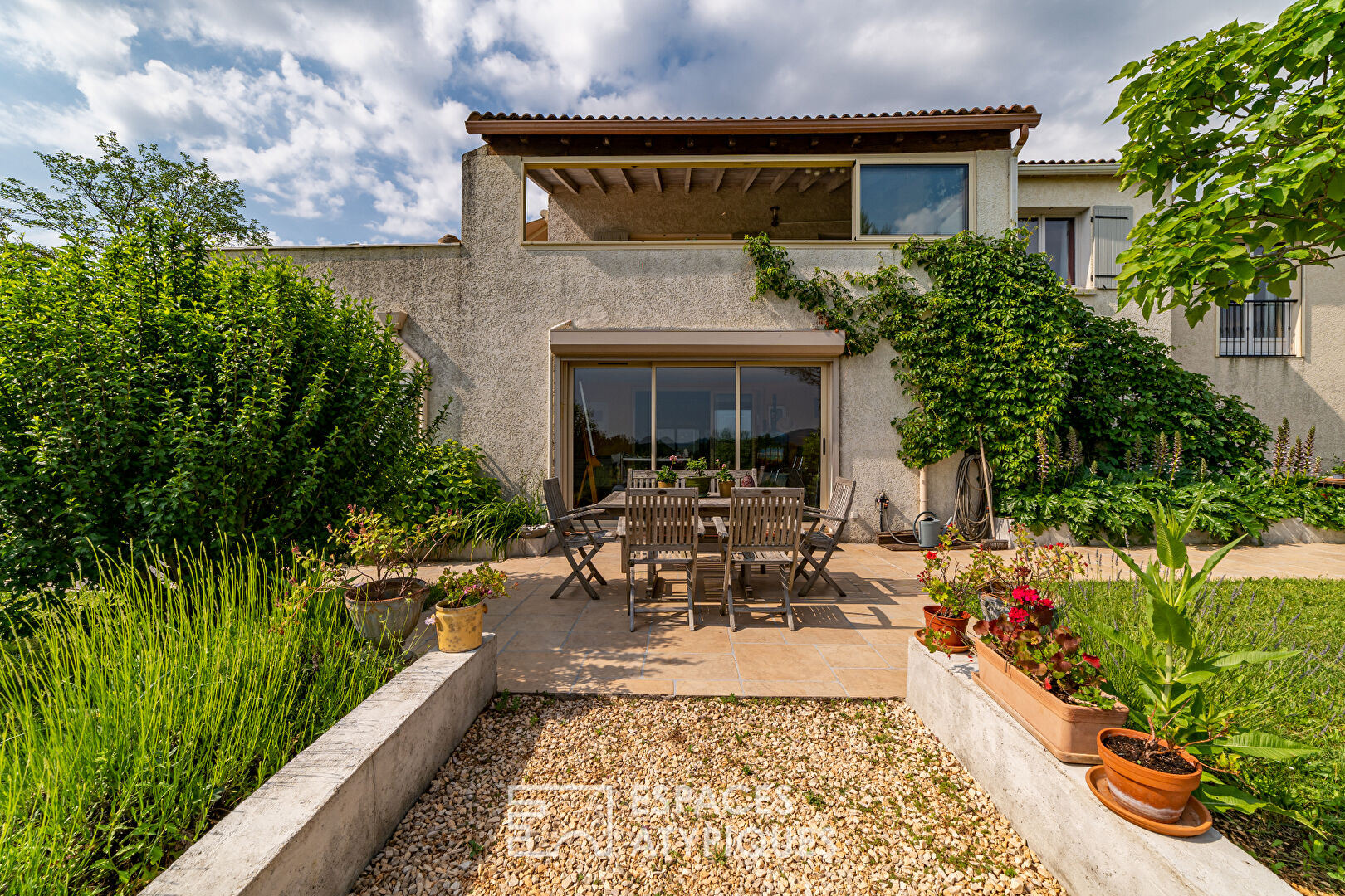 Villa avec vue dominante à Saint Ambroix