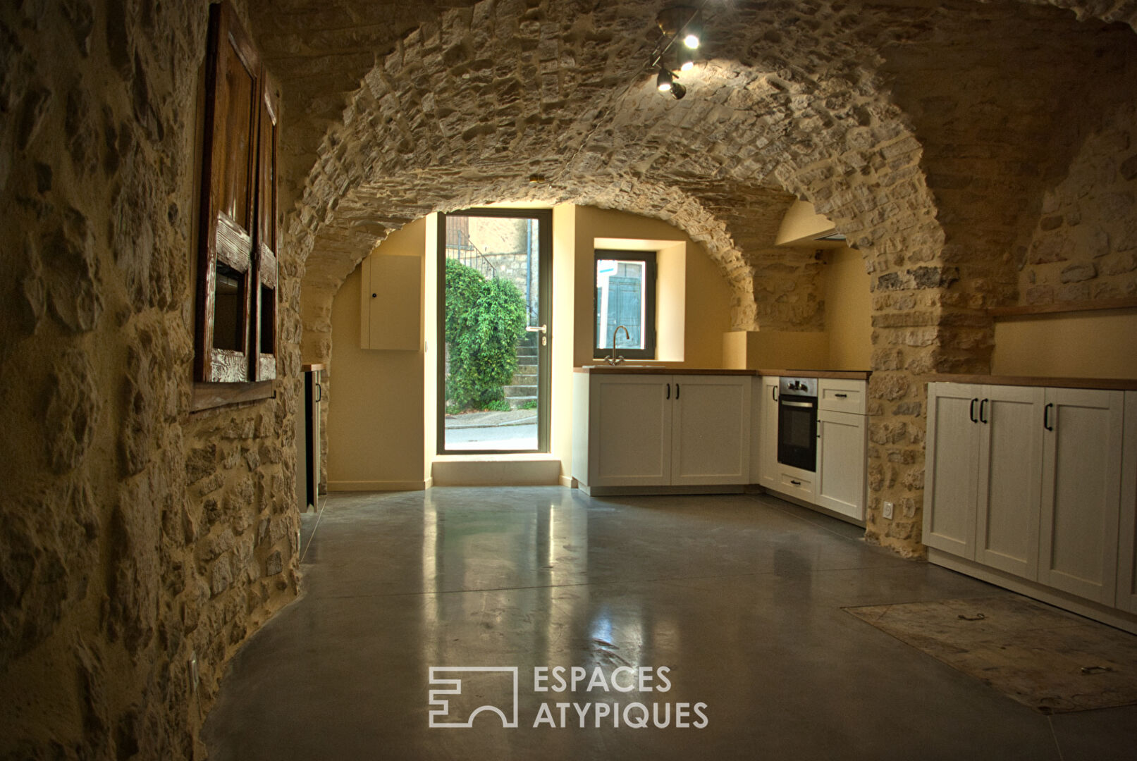 Village house – Charm and authenticity near Uzès