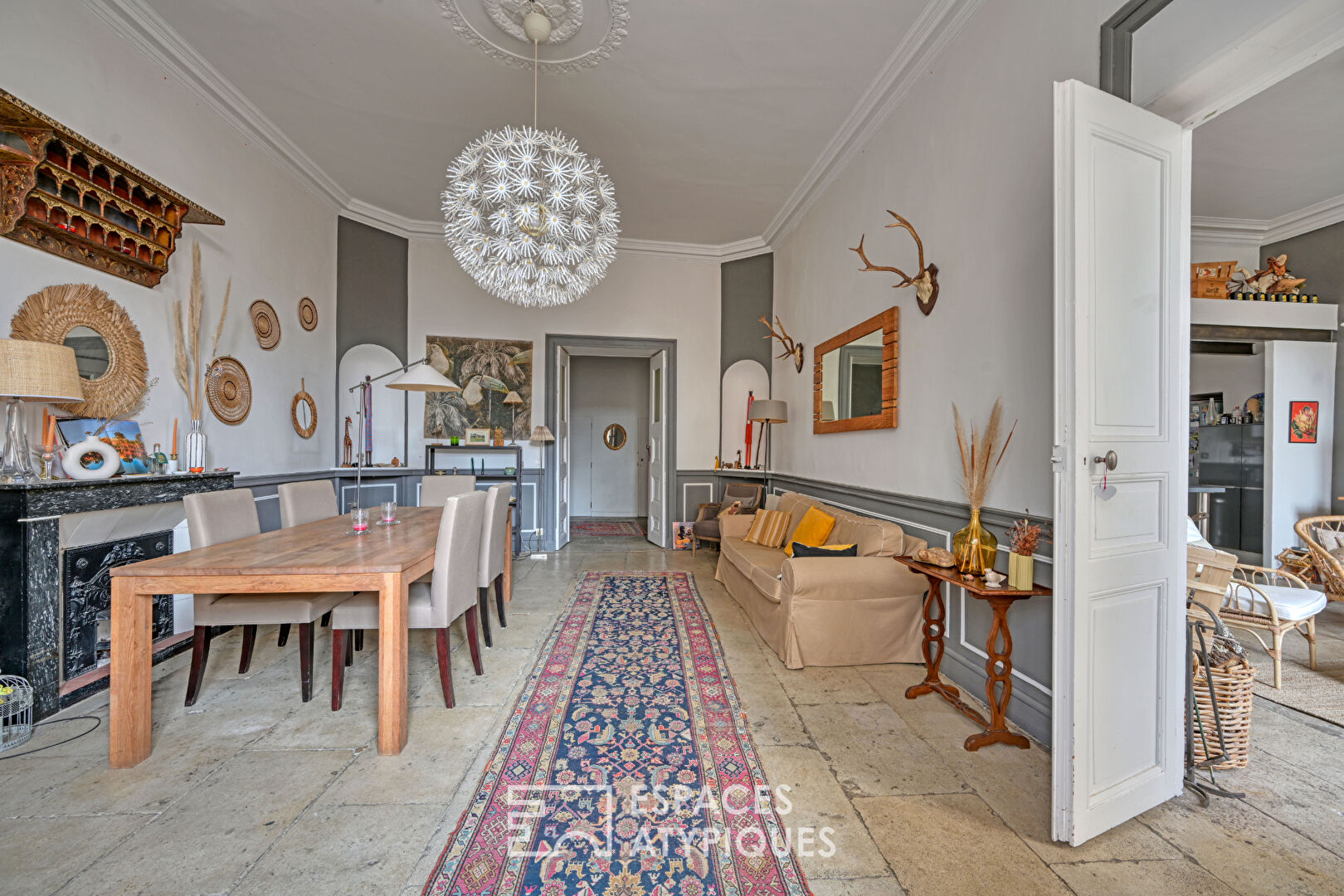 Rare Haussmannien avec terrasse – Maison Carrée