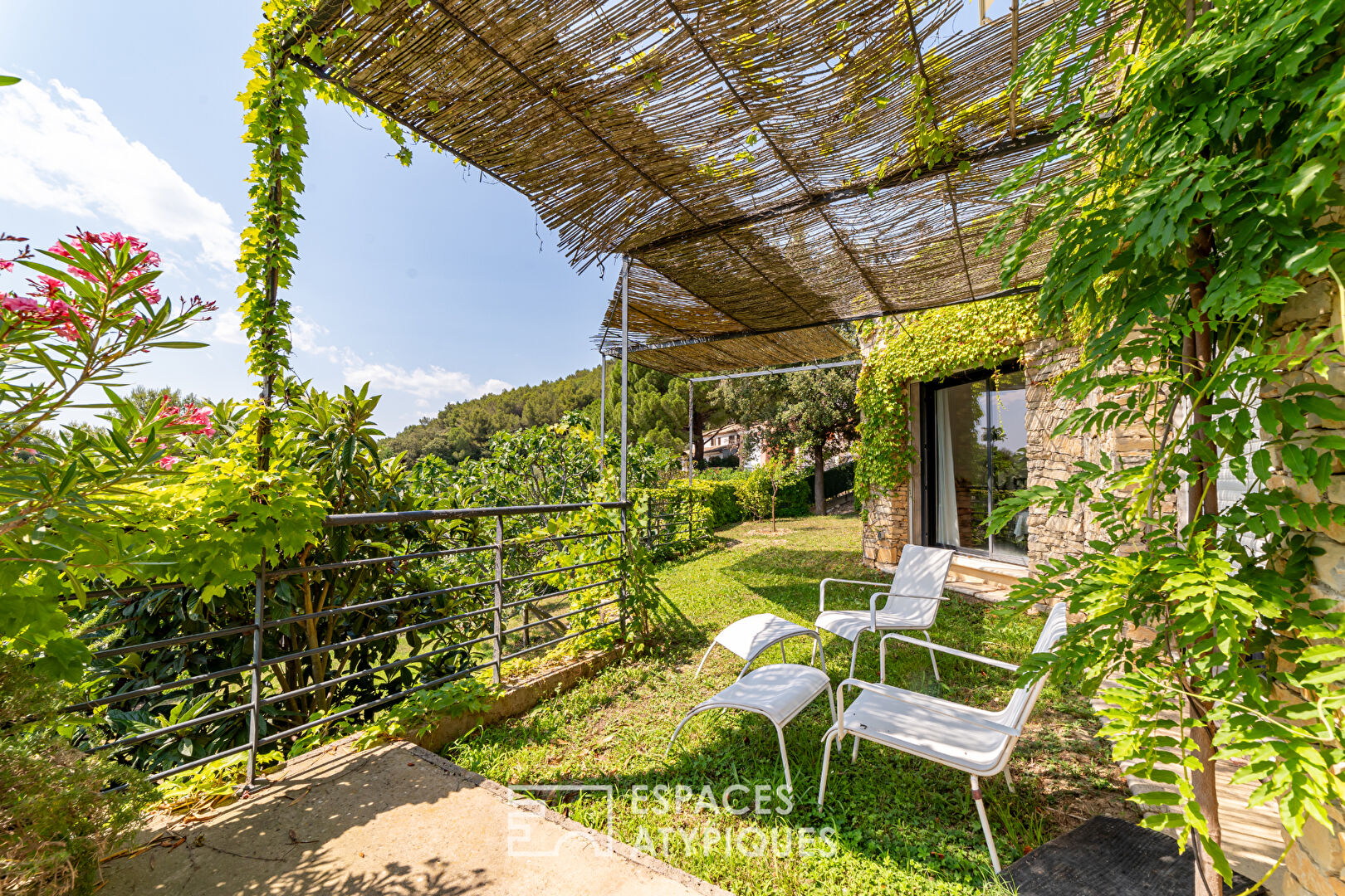 Villa d’exception avec vue panoramique spectaculaire