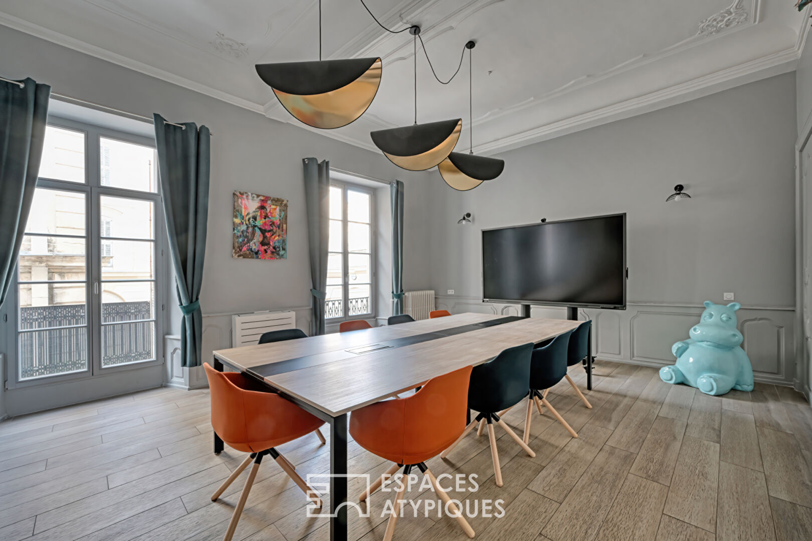 Haussmanian – Elegance and Design in the Heart of the City