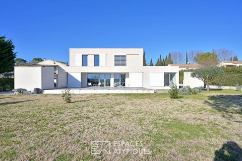 BBC roof terrace villa with swimming pool