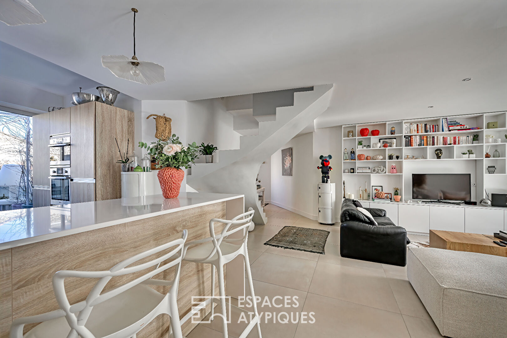 Appartement esprit maison de ville avec terrasses et vue imprenable – Nîmes, Quartier Jean Jaurès