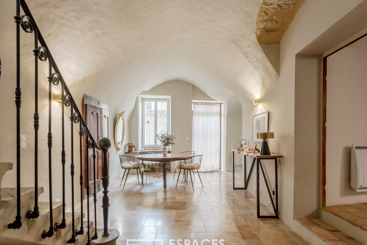 An ancient temple transformed into a charming house between Uzès and Nîmes