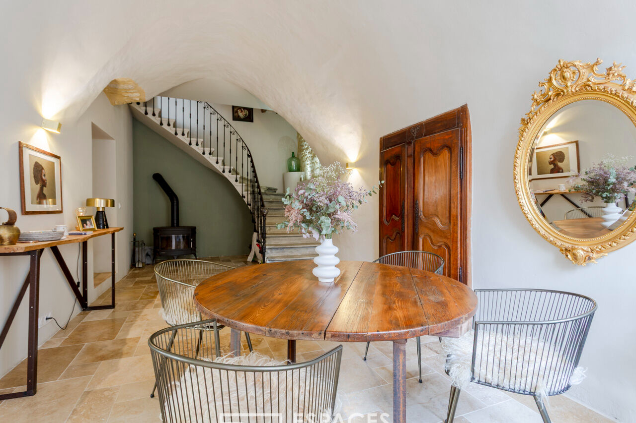 An ancient temple transformed into a charming house between Uzès and Nîmes