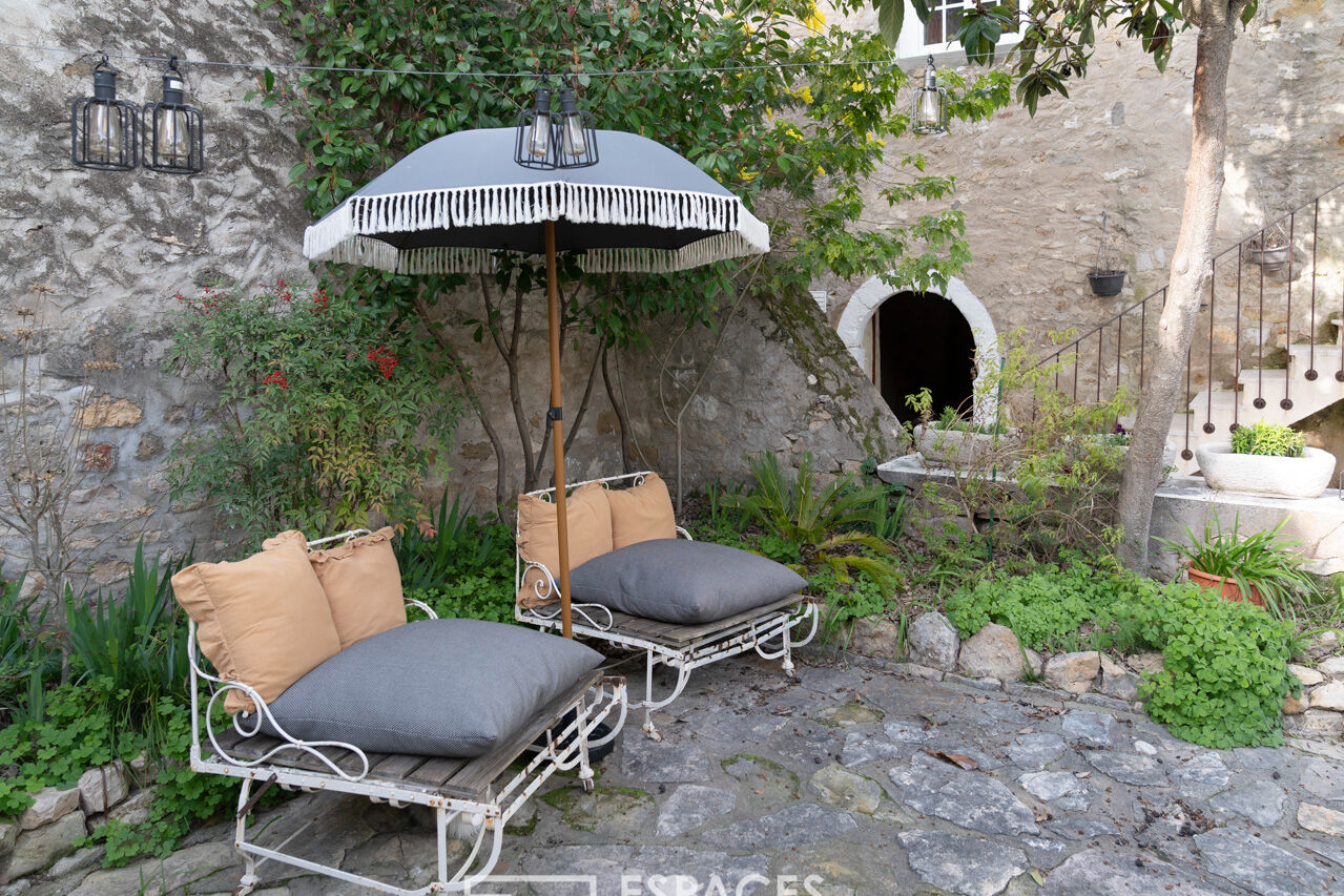 An ancient temple transformed into a charming house between Uzès and Nîmes