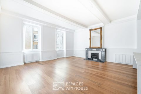 Renovated old apartment on Rue Nationale