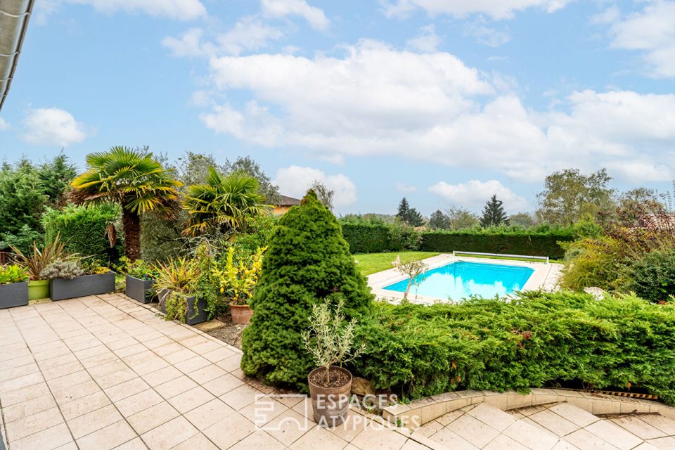 Maison avec piscine sur les hauteurs de Montmerle-sur-Saône