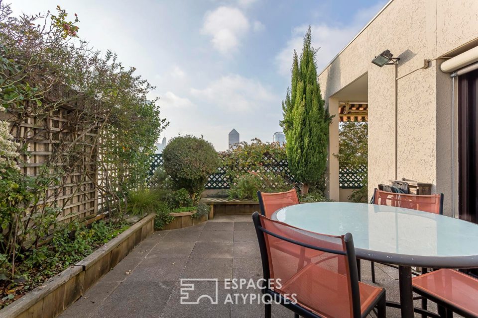 Appartement dernier étage avec terrasse et vue imprenable sur le Grand Lyon