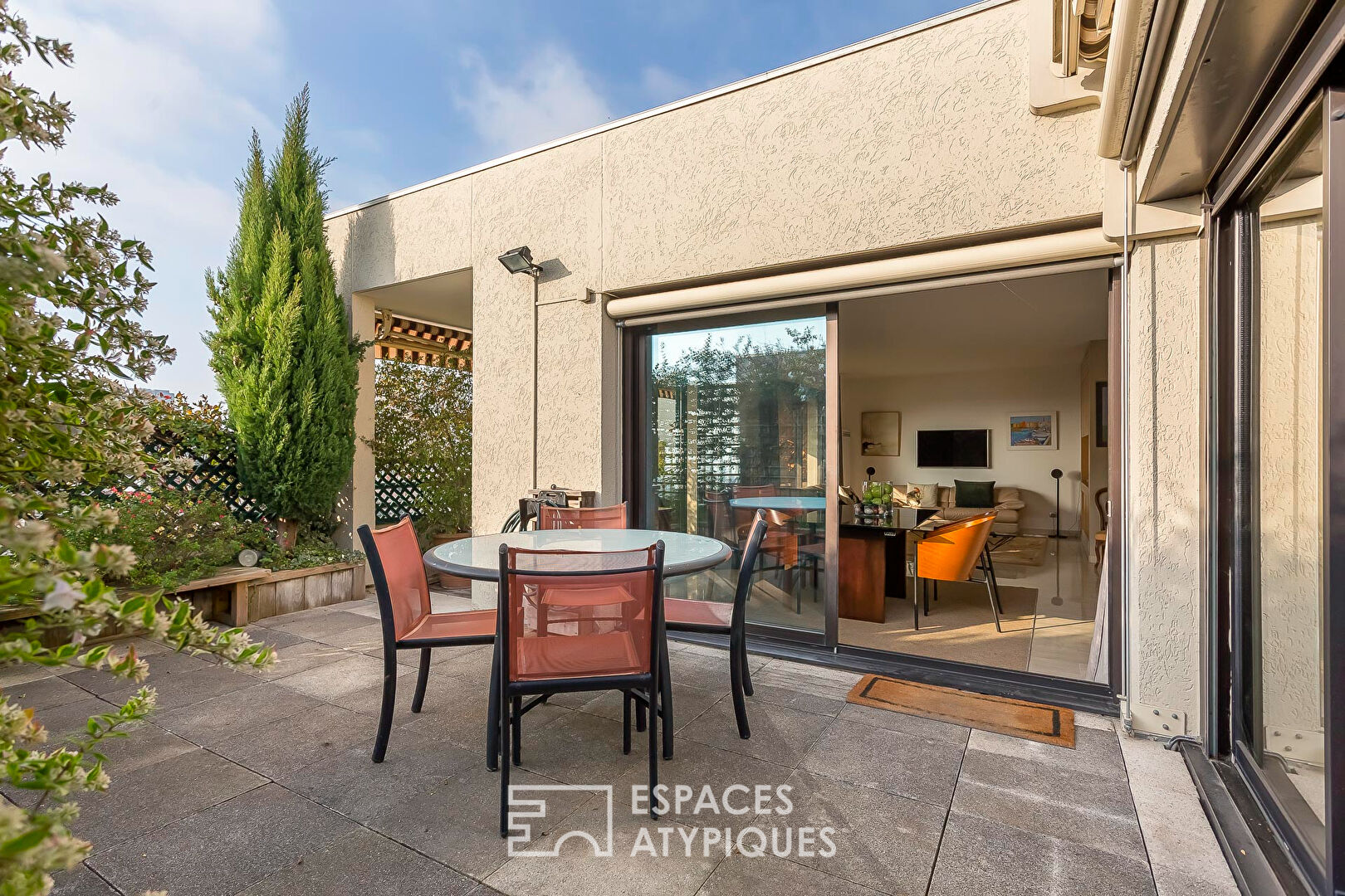 Appartement dernier étage avec terrasse et vue imprenable sur le Grand Lyon