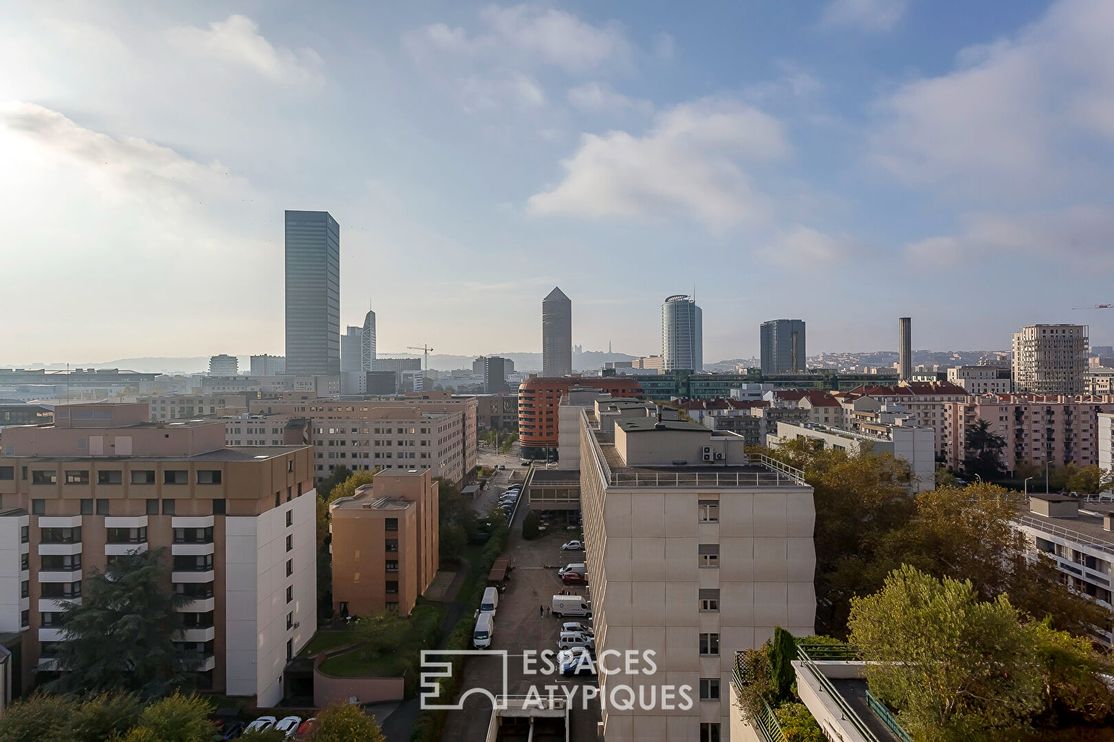 Appartement dernier étage avec terrasse et vue imprenable sur le Grand Lyon