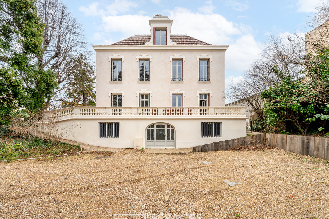 Appartement Bourgeois dernier étage à rénover