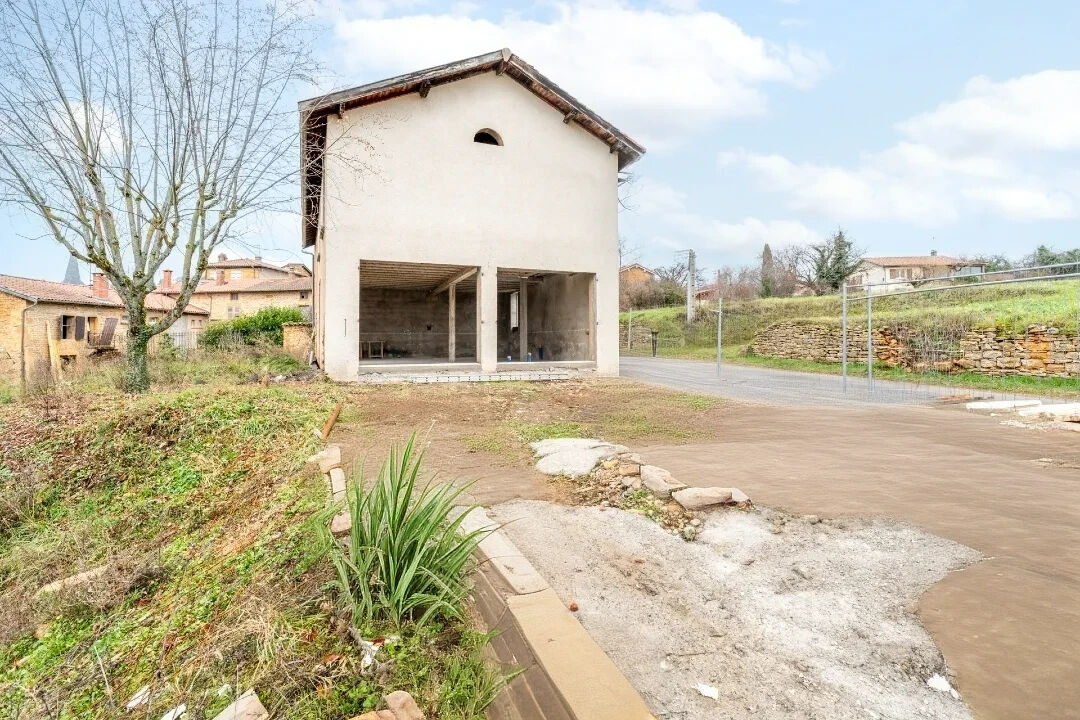 Maison à réamenager au coeur des Pierres Dorées