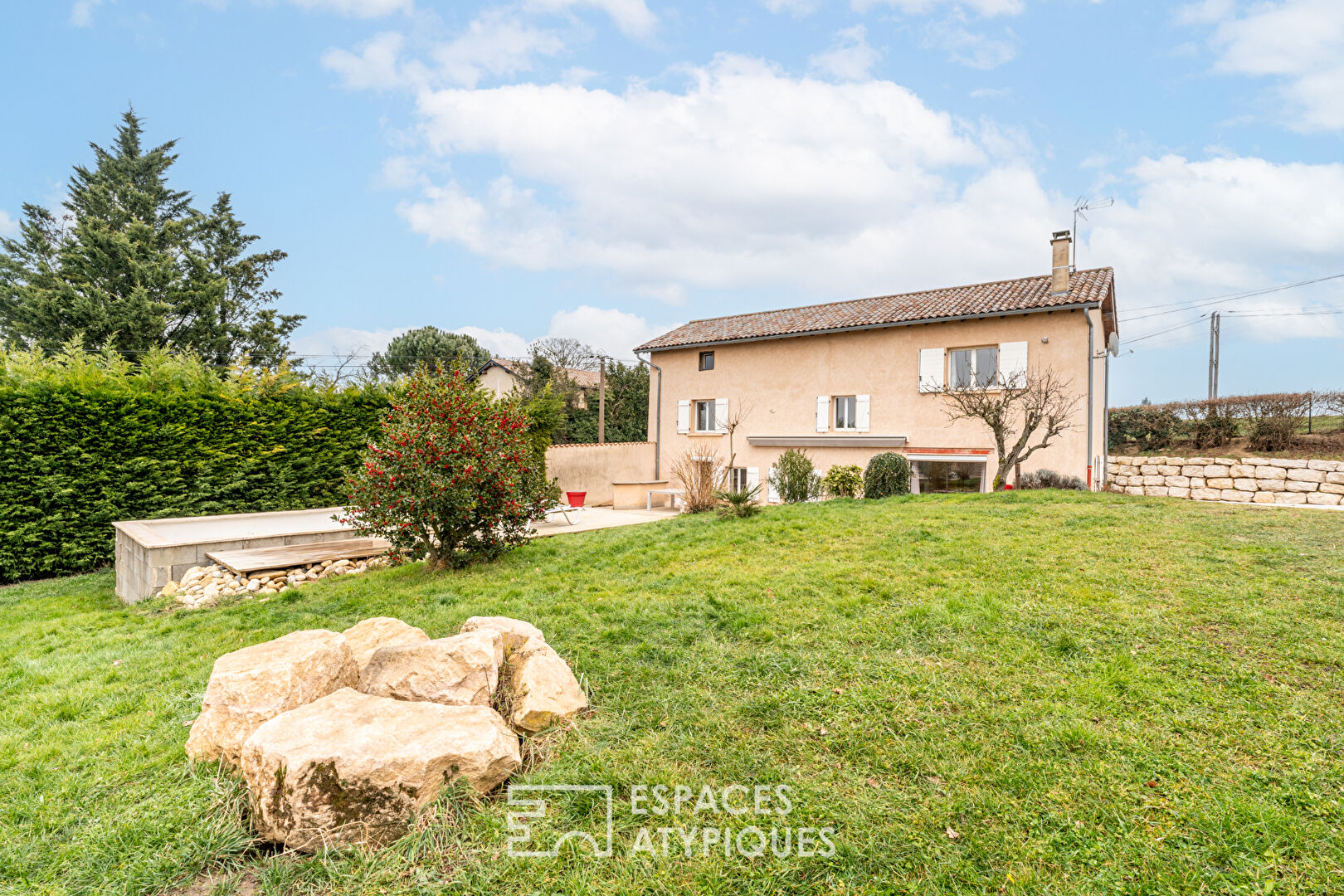 Maison de campagne avec vue imprenable sur la plaine de l’Ain