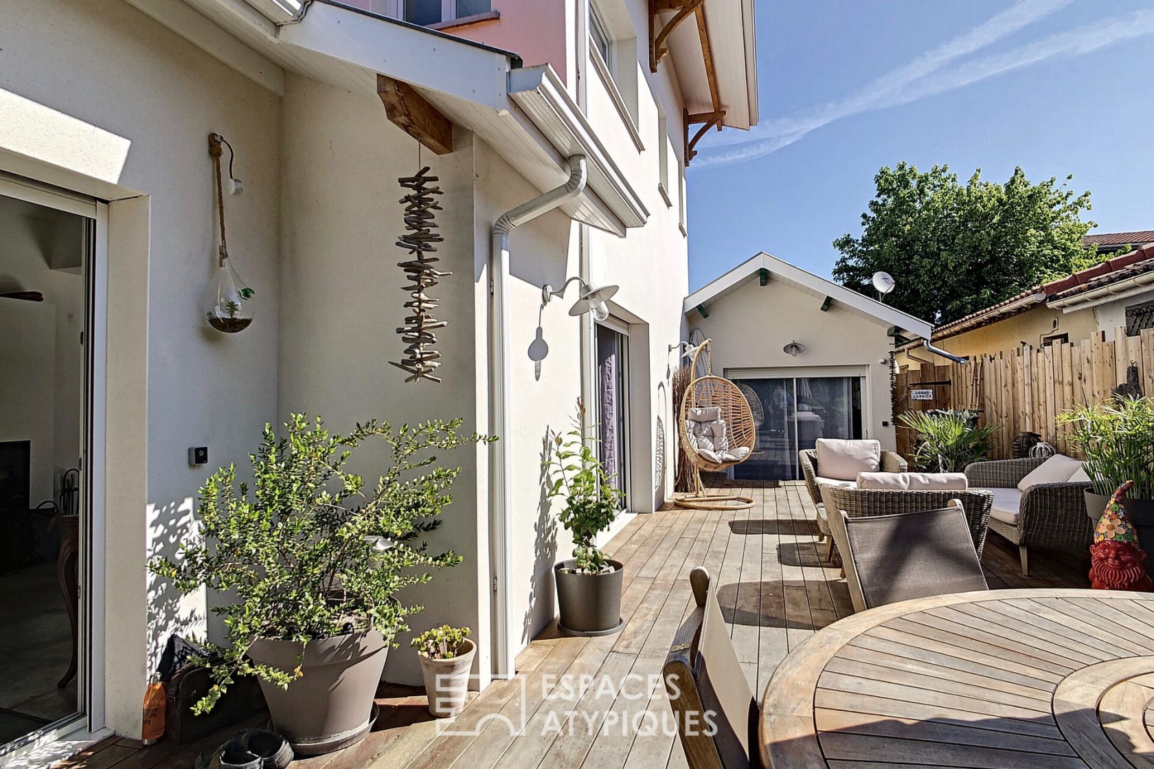 Charmante villa à 50 mètres de la plage vue-mer