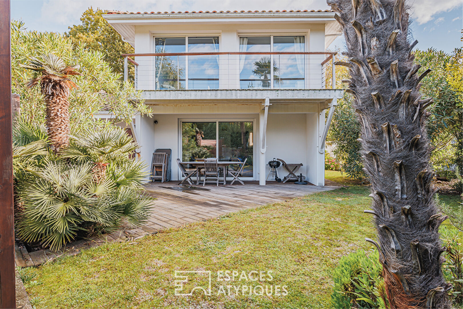 Remarquable Villa d’Architecte avec maison d’invités au centre de la Teste