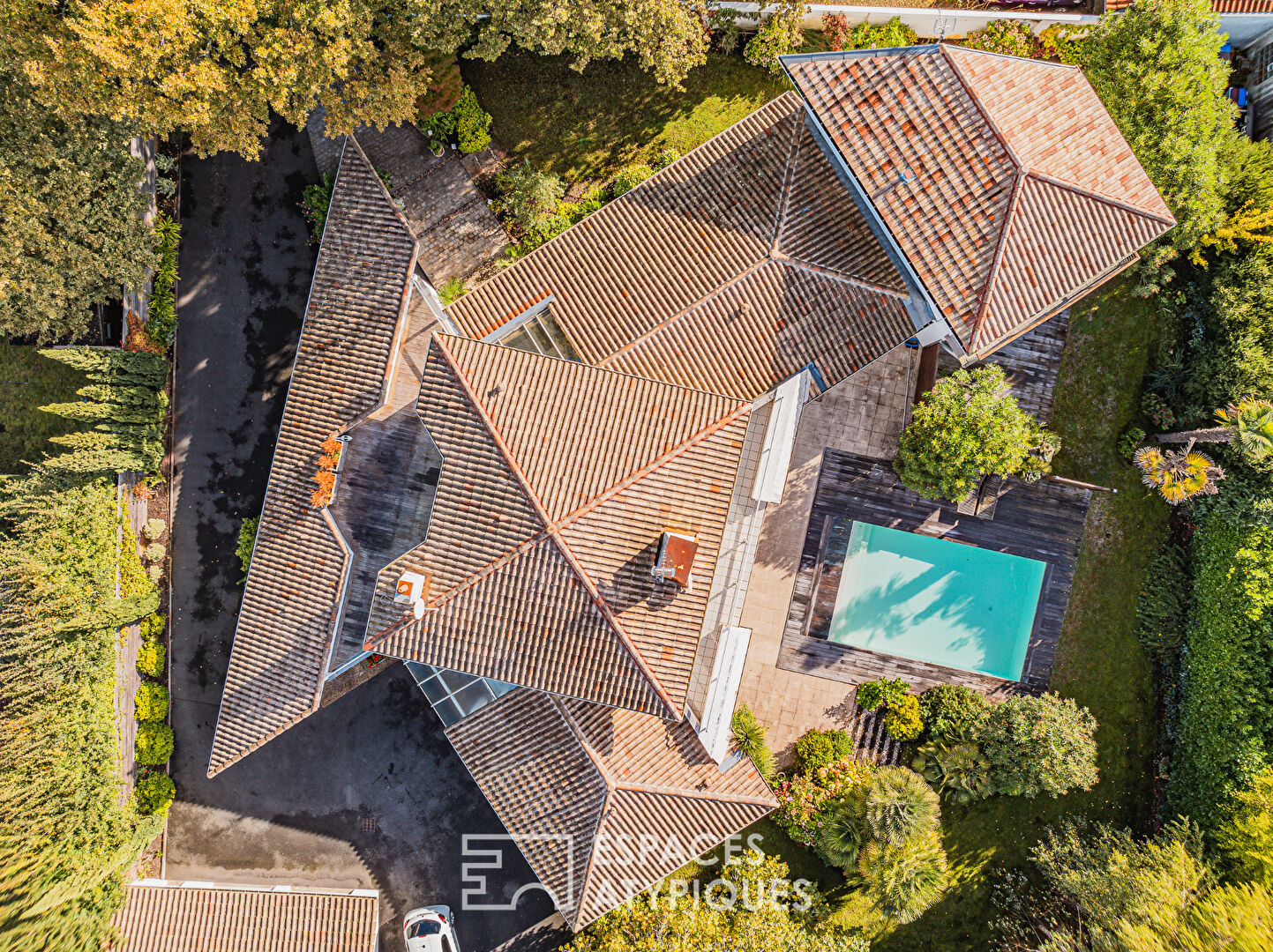 Remarquable Villa d’Architecte avec maison d’invités au centre de la Teste