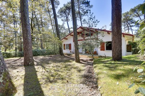 Hossegor Quartier du lac, landaise vintage au milieu des pins