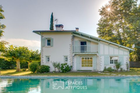 Landes house with swimming pool in a village in the Pays d’Orthe