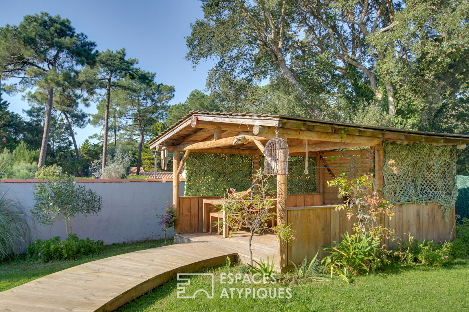 Maison contemporaine avec piscine, proche océan