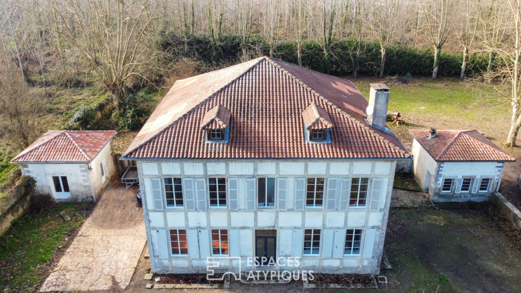 Maison de maître aux tons apaisants et modernes