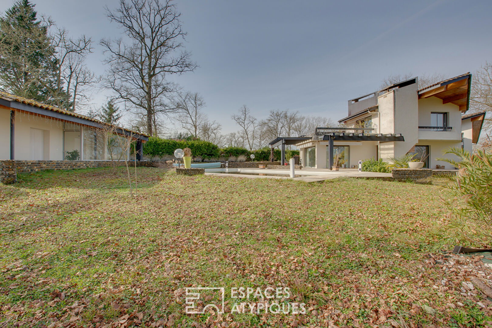 Maison d’architecte aux volumes uniques et géométriques