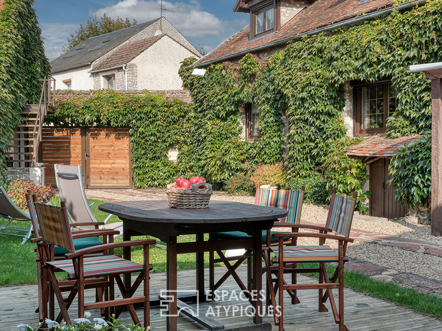 La maison de campagne et sa dépendance au sud de l’Essonne