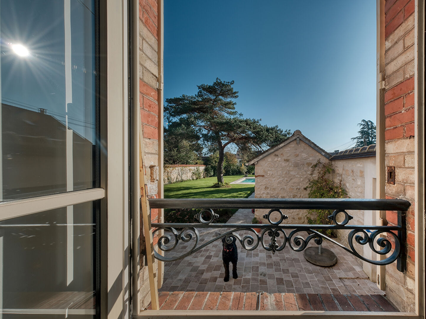 La maison bourgeoise au centre de Milly-la-Forêt