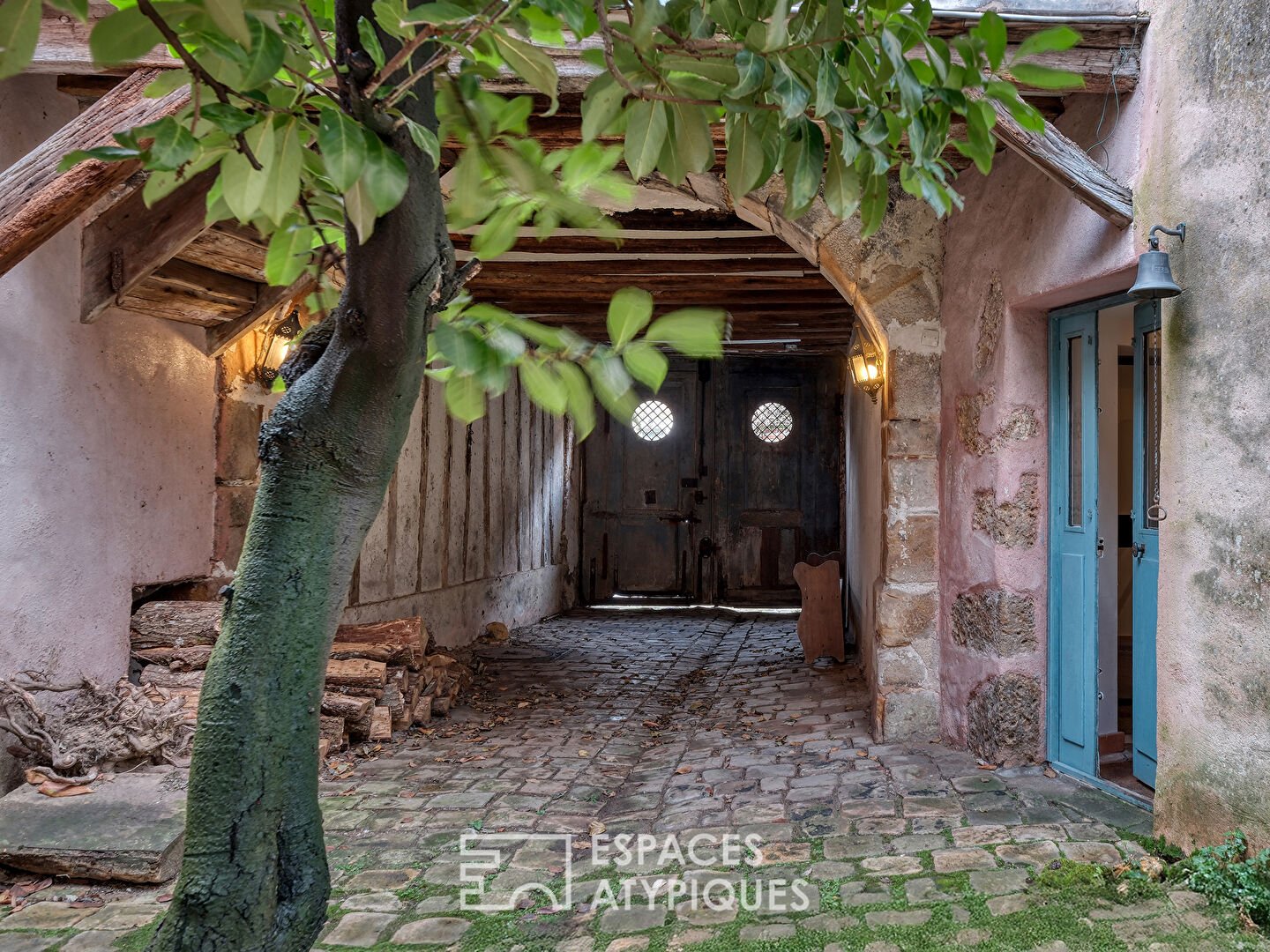 La demeure historique au coeur de Gometz-le-Châtel